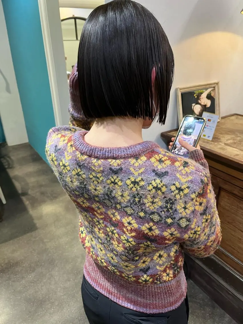 ショート ボブ 宮腰 瑠果のヘアスタイル