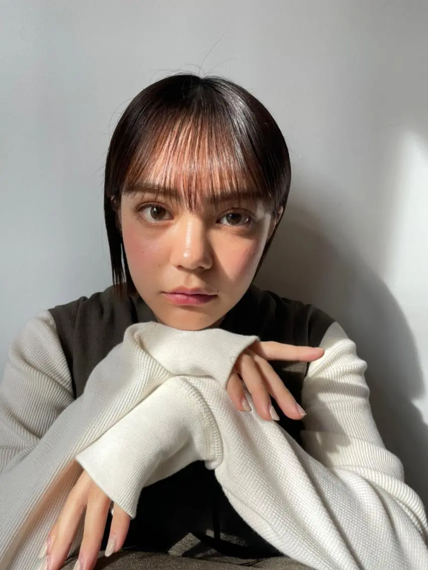 ミディアム カラー パーマ ショートボブ アディクシーカラー ブリーチ ブロンド ブルーカラー カット ヘアカラー CEINE PATHのヘアスタイル