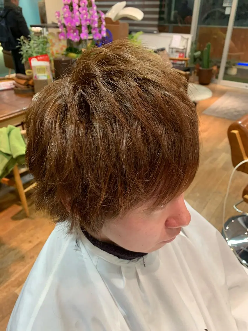 ショート カラー メンズ ブラウンカラー ナチュラルブラウン カット特化美容師 齋藤桐のヘアスタイル