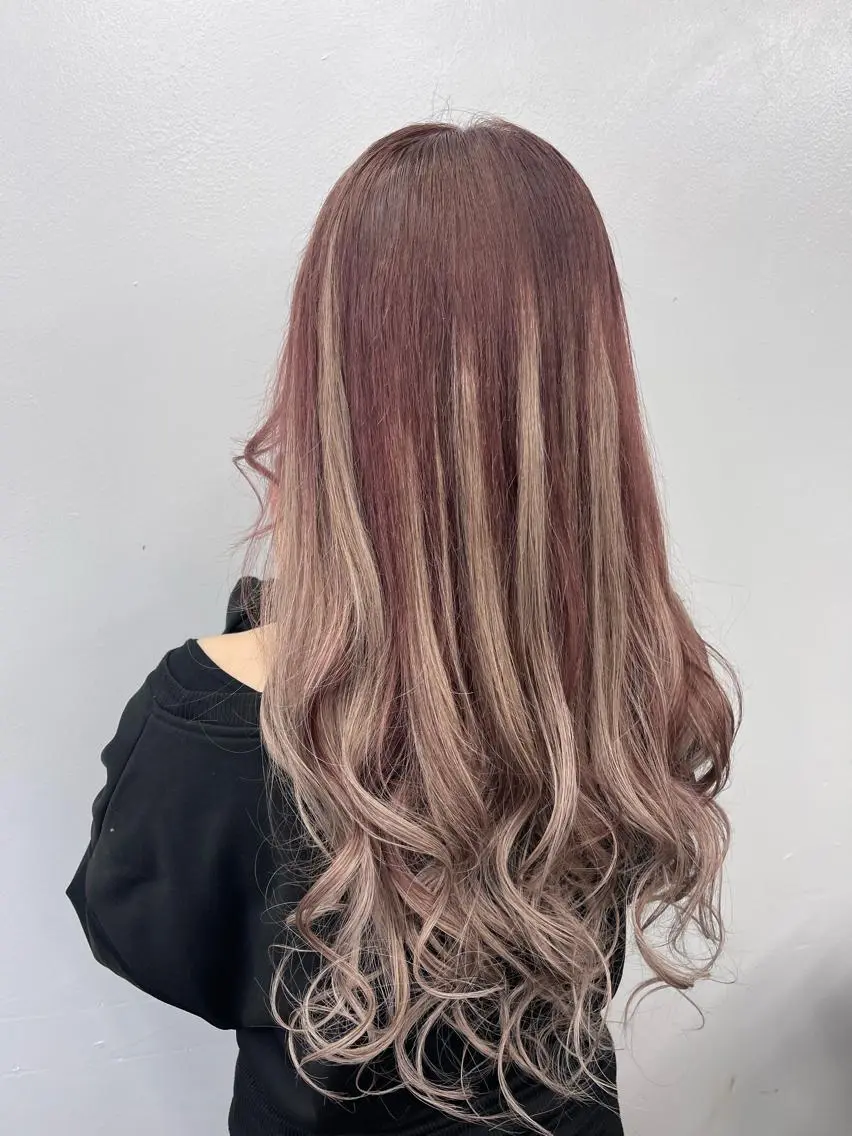 ロング カラー カット ヘアカラー トリートメント エクステ ハナ💎中韓/艶髪 ハイトーン/エクステのマツエク・マツパデザイン
