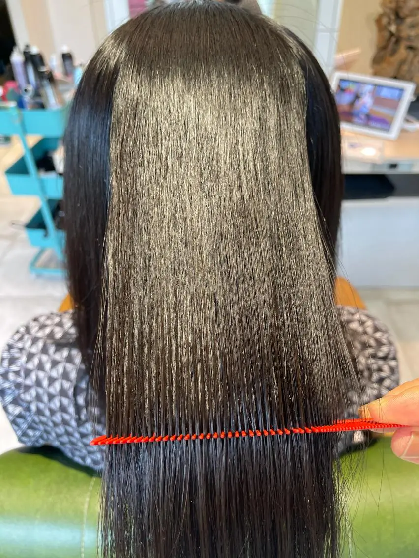 ミディアム 酸性ストレート カット トリートメント EARTH 志木店のヘアスタイル