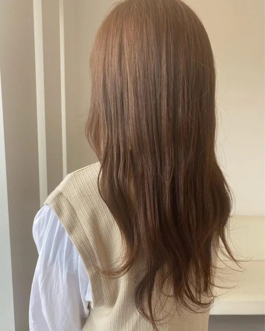 セミロング カラー ベージュカラー 竹下広奈乃 ブリーチ /プルエクステのヘアスタイル
