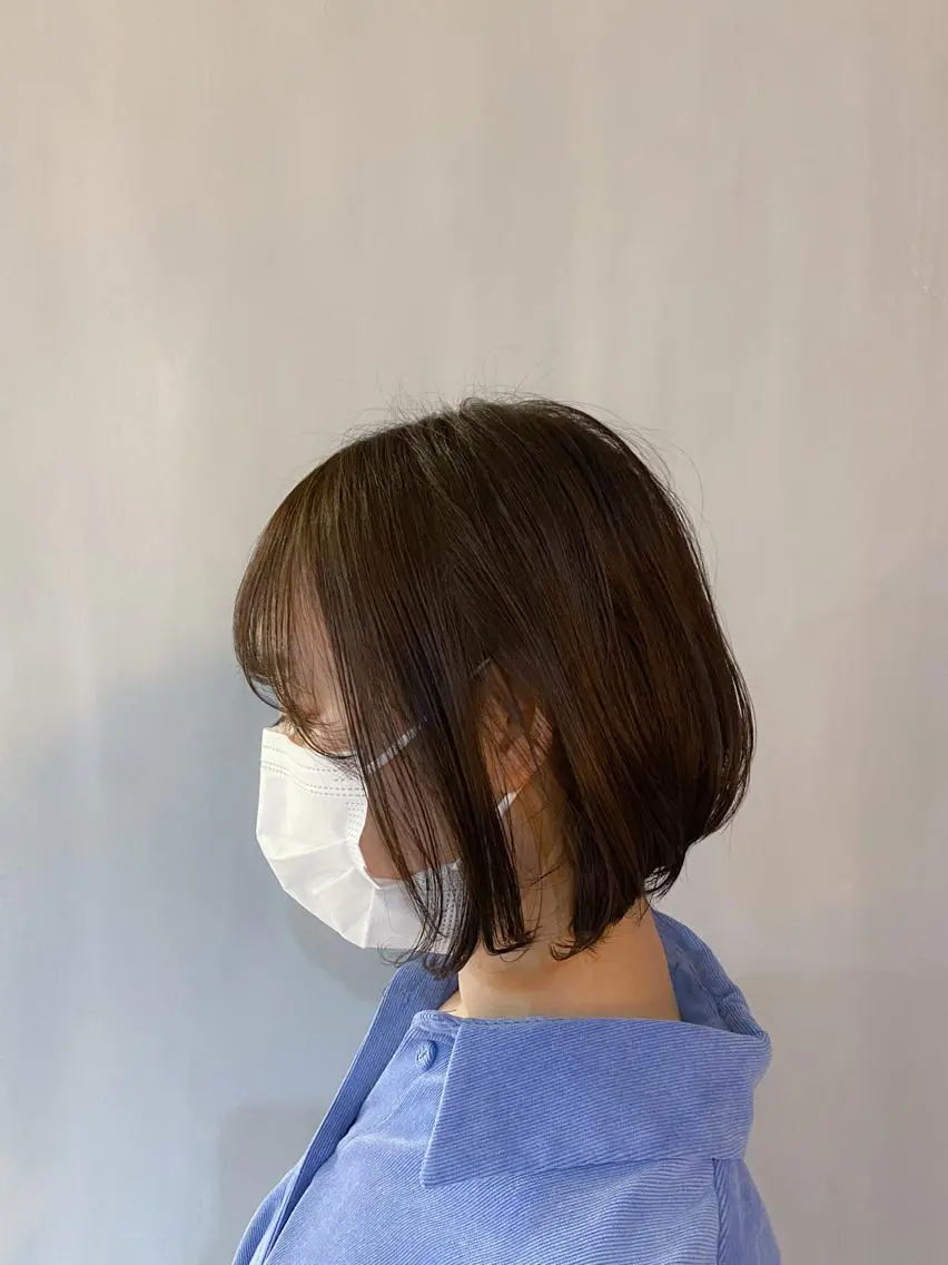 ショート カラー 前下がりボブ ボブ カット ヘアカラー トリートメント TAI透明カラー 柔らかい縮毛矯正のヘアスタイル