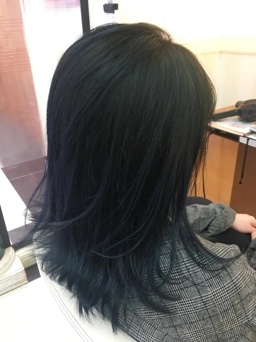 カラー ブルーカラー イルミナカラー 外国人風カラー 縮毛矯正 ブリーチ/バレイヤ ージュ川端裕司のヘアスタイル