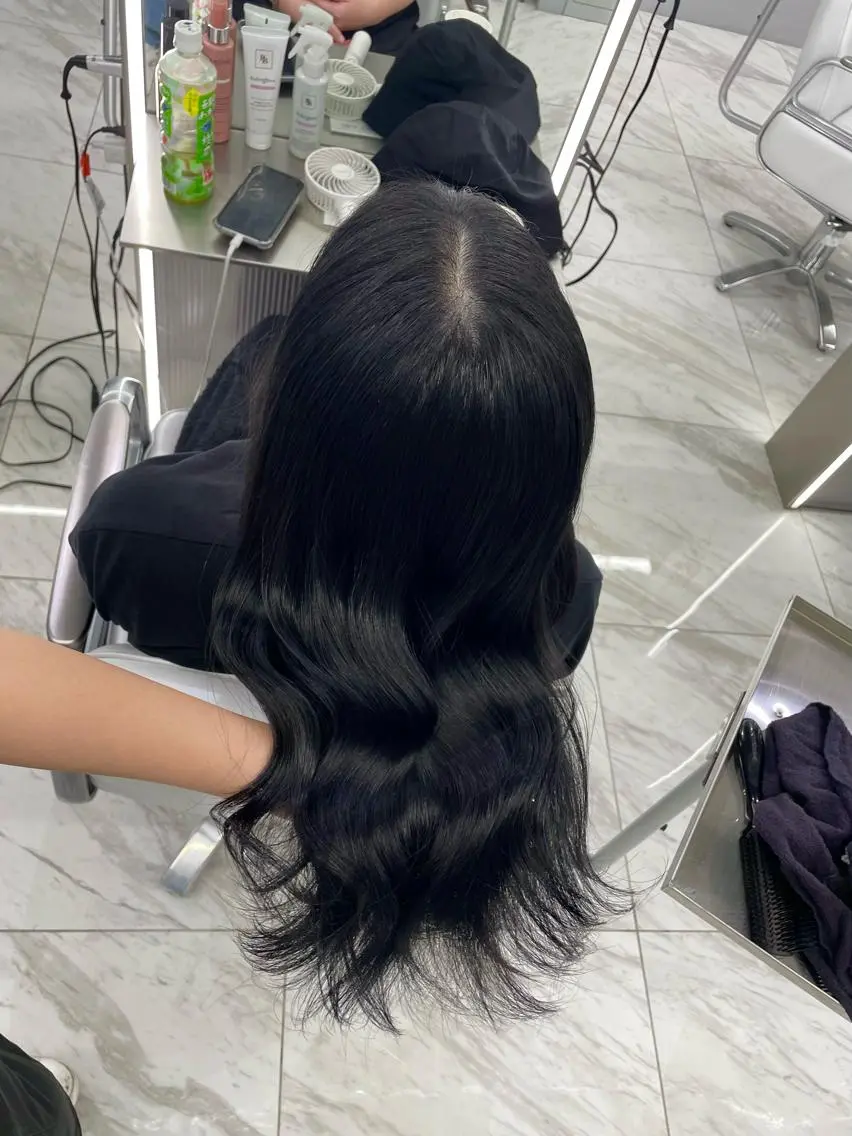 セミロング 菜々🦖新宿 men's特化のヘアスタイル