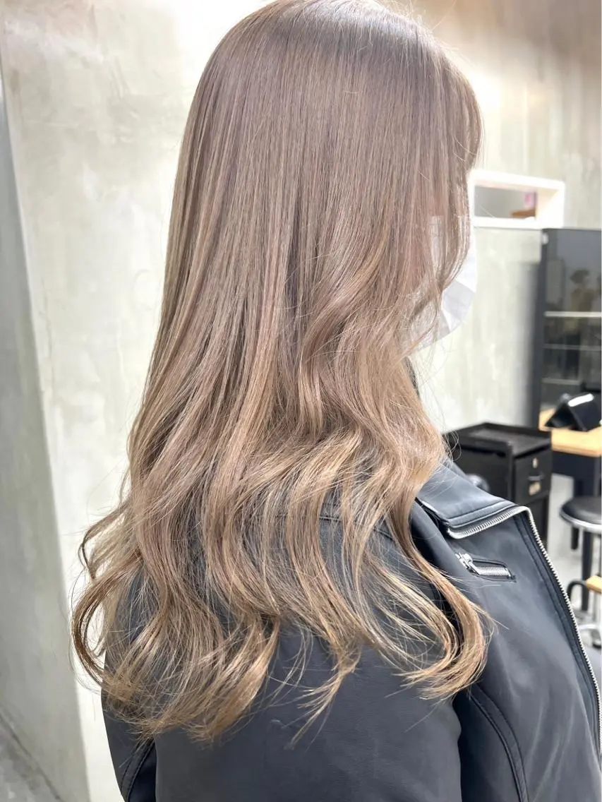 ロング カラー ヘアアレンジ ベージュカラー 🫧透明感カラー/ ナルハ🫧のヘアスタイル