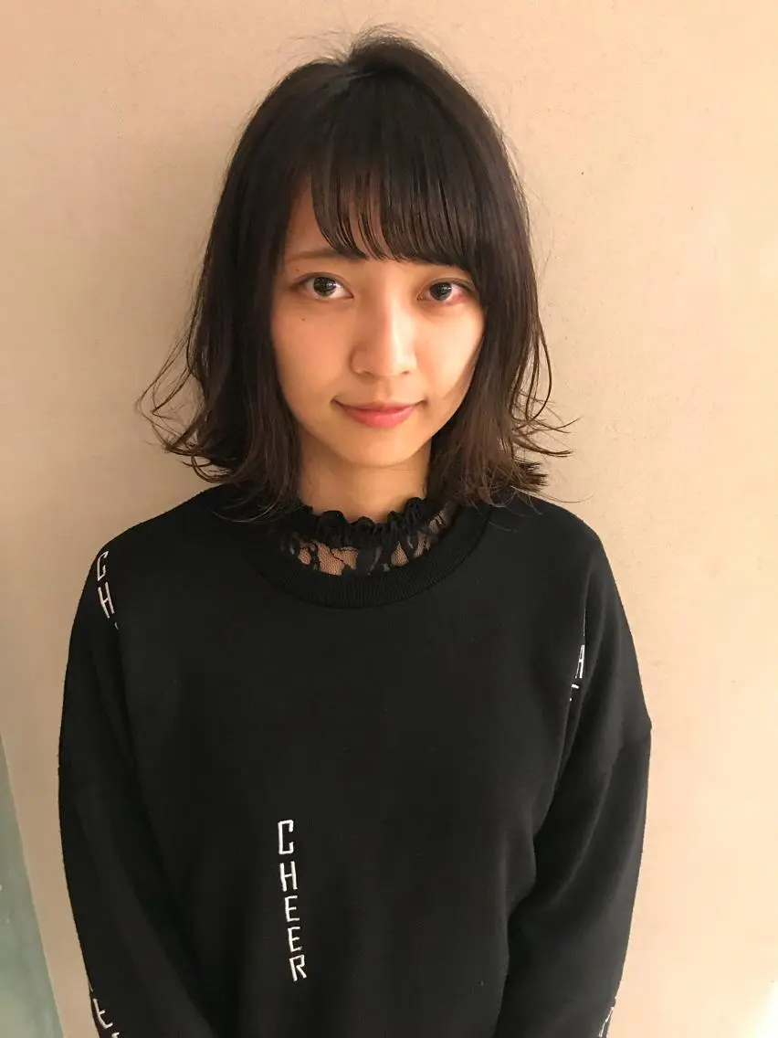 ミディアム カラー パーマ ヘアアレンジ 外ハネヘア カット パーマ Londideal 高橋ヒロシのヘアスタイル