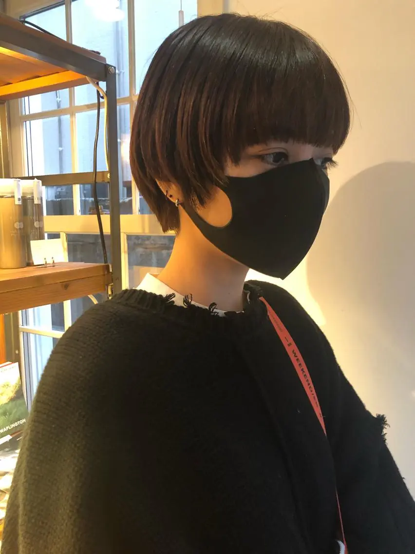 ショート カラー eri kinjoのヘアスタイル