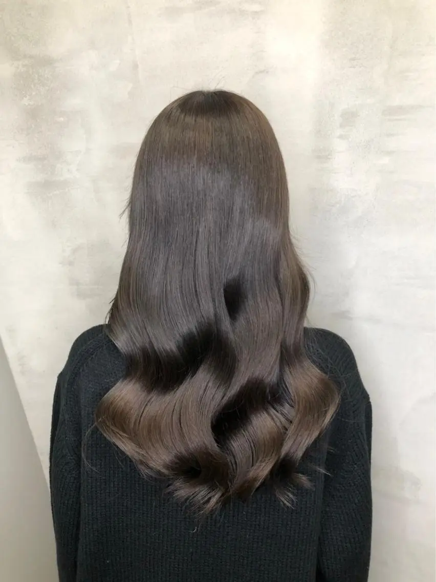 ロング カラー ヘアアレンジ Zina 渋谷のヘアスタイル