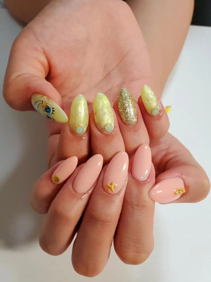 ネイル ジェルネイル ･:*+.✳︎˚✧₊ MAKI NAILのネイルデザイン