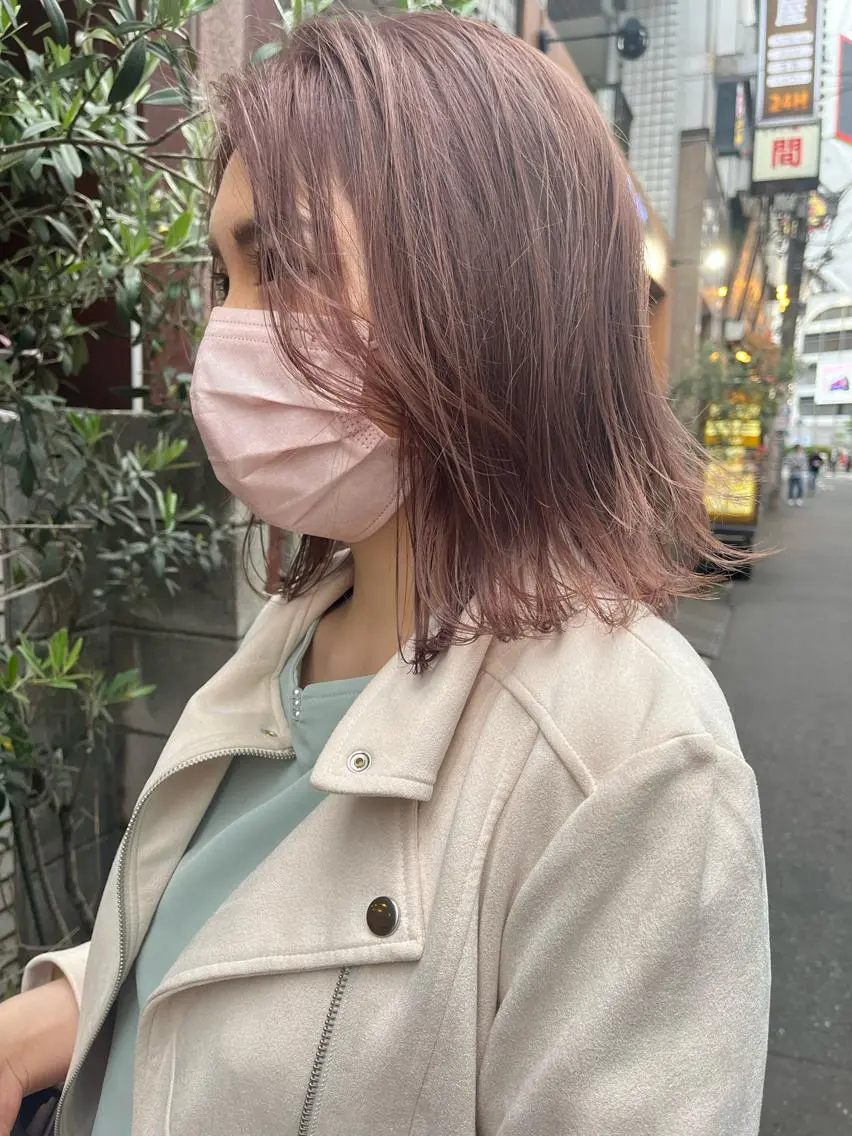 ミディアム カラー ヘアアレンジ カット ヘアカラー トリートメント ヘアセット 🌷ボブ/髪質改善 ストレートのヘアスタイル
