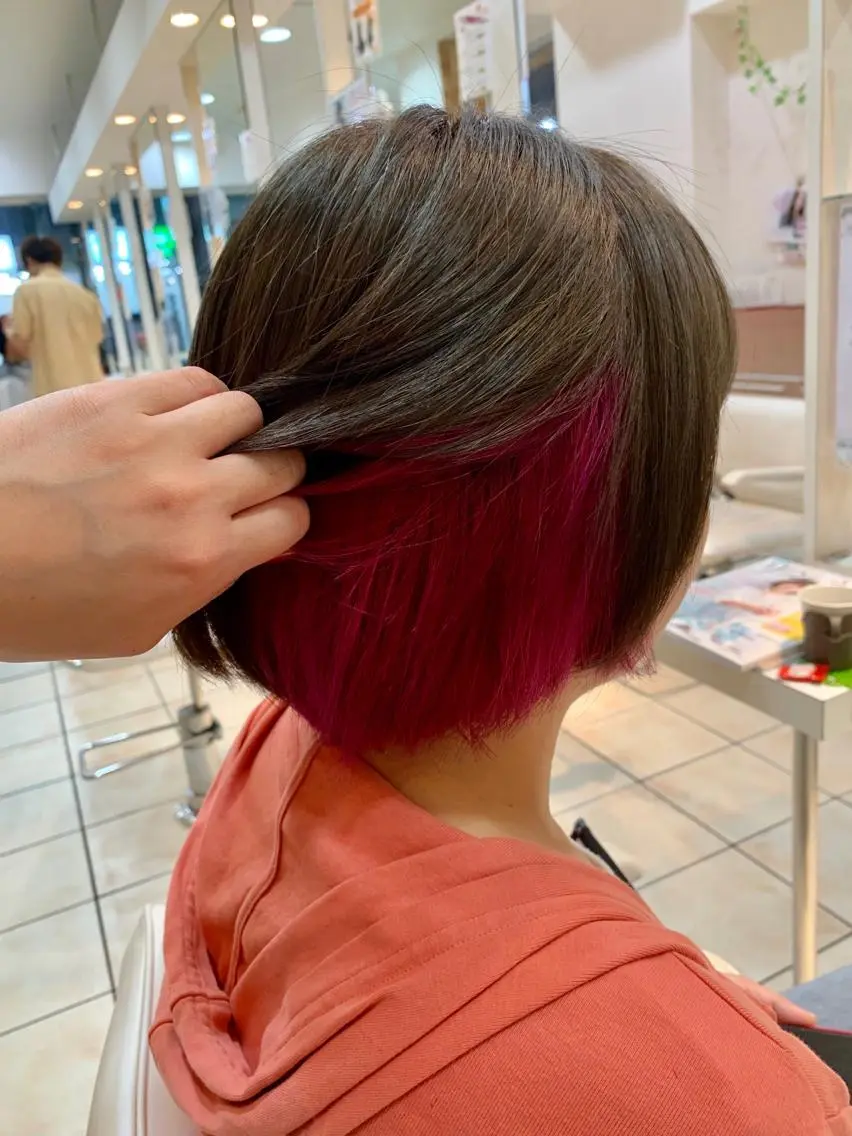 ショート カラー ヘアカラー ブリーチ/ヘアセット 【𝙍𝙞𝙣𝙤】のヘアスタイル