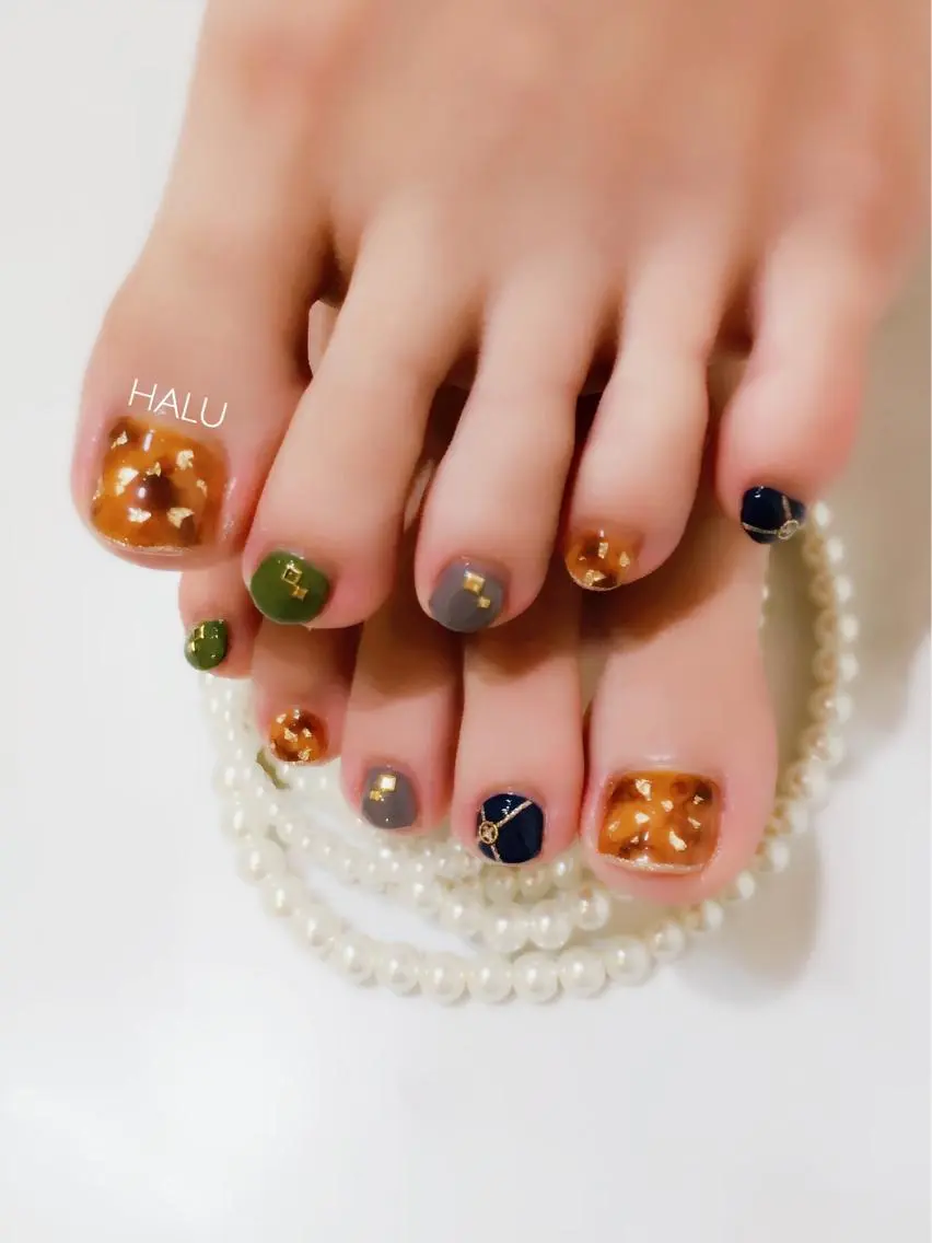 ネイル べっ甲ネイル ゴールド HALU ハルのネイルデザイン