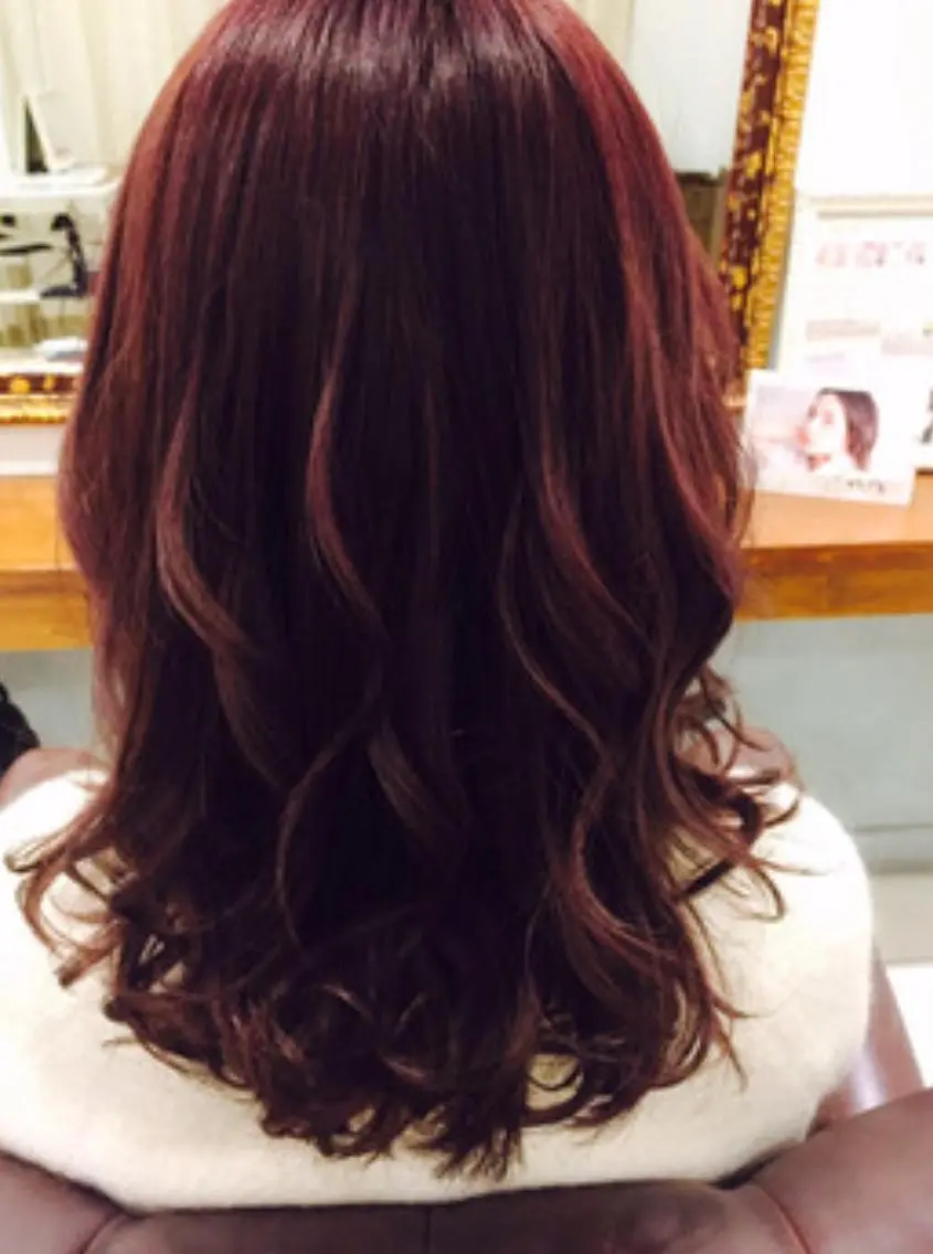 ロング カラー ピンクカラー ブリーチカラー🌈 嘉名 真樹のヘアスタイル