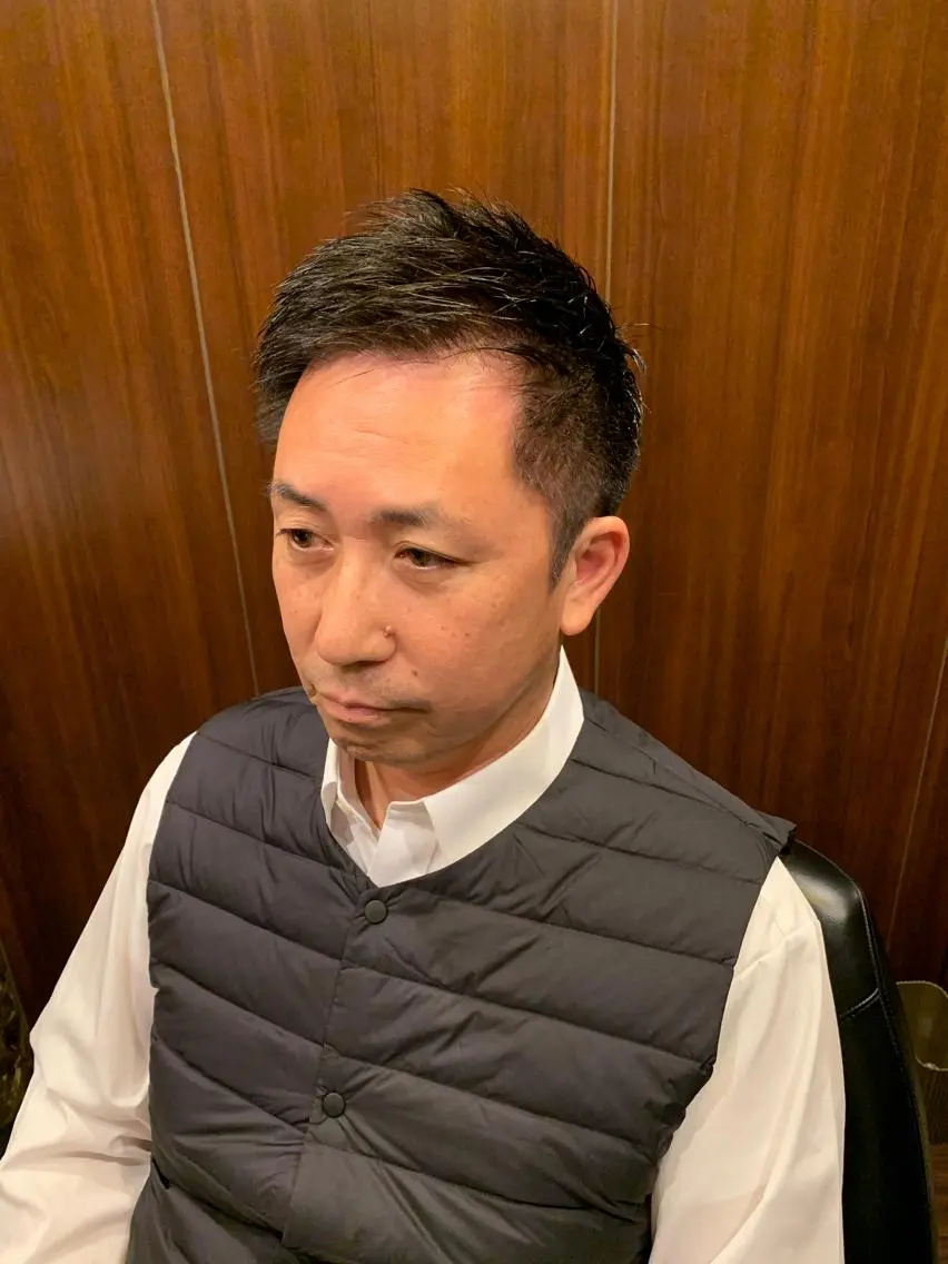 ショート カラー メンズ 田中 千恩のヘアスタイル