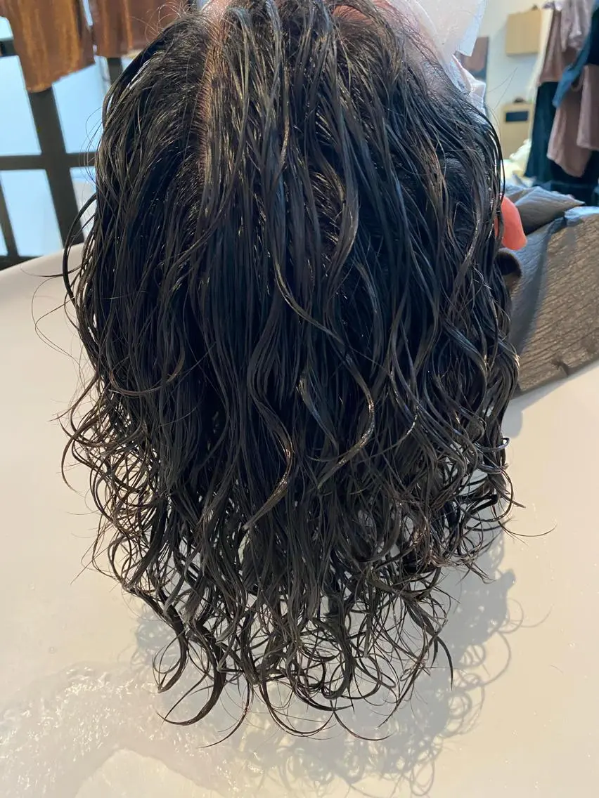 ミディアム メンズ カット パーマ トリートメント 似合う髪型見つけます AYAKAのヘアスタイル