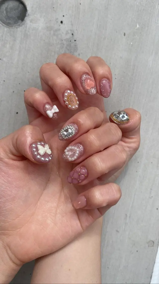 ミディアム カラー ネイル tetty nailsalonのネイルデザイン