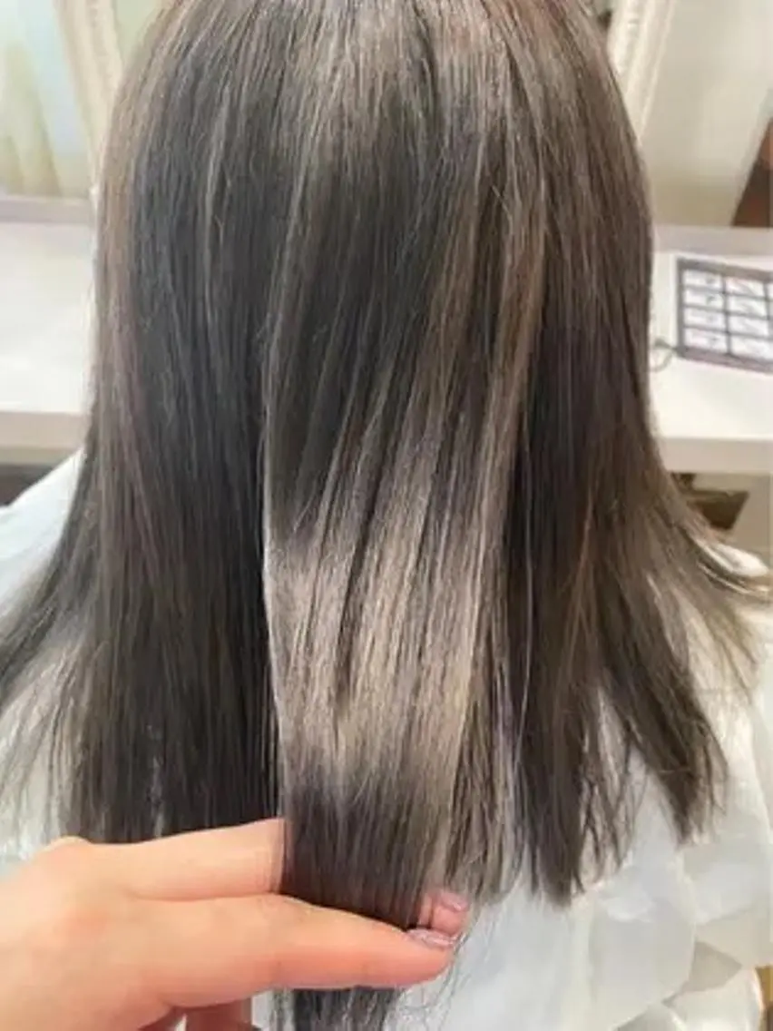 ミディアム ヘアカラー トリートメント 西田 有希のヘアスタイル