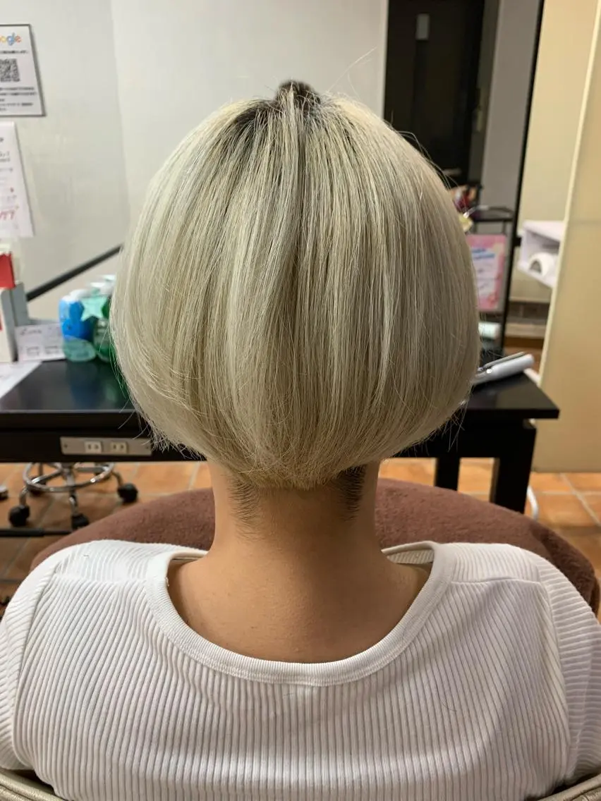 ショート フリーランス理美容師 いさかのヘアスタイル