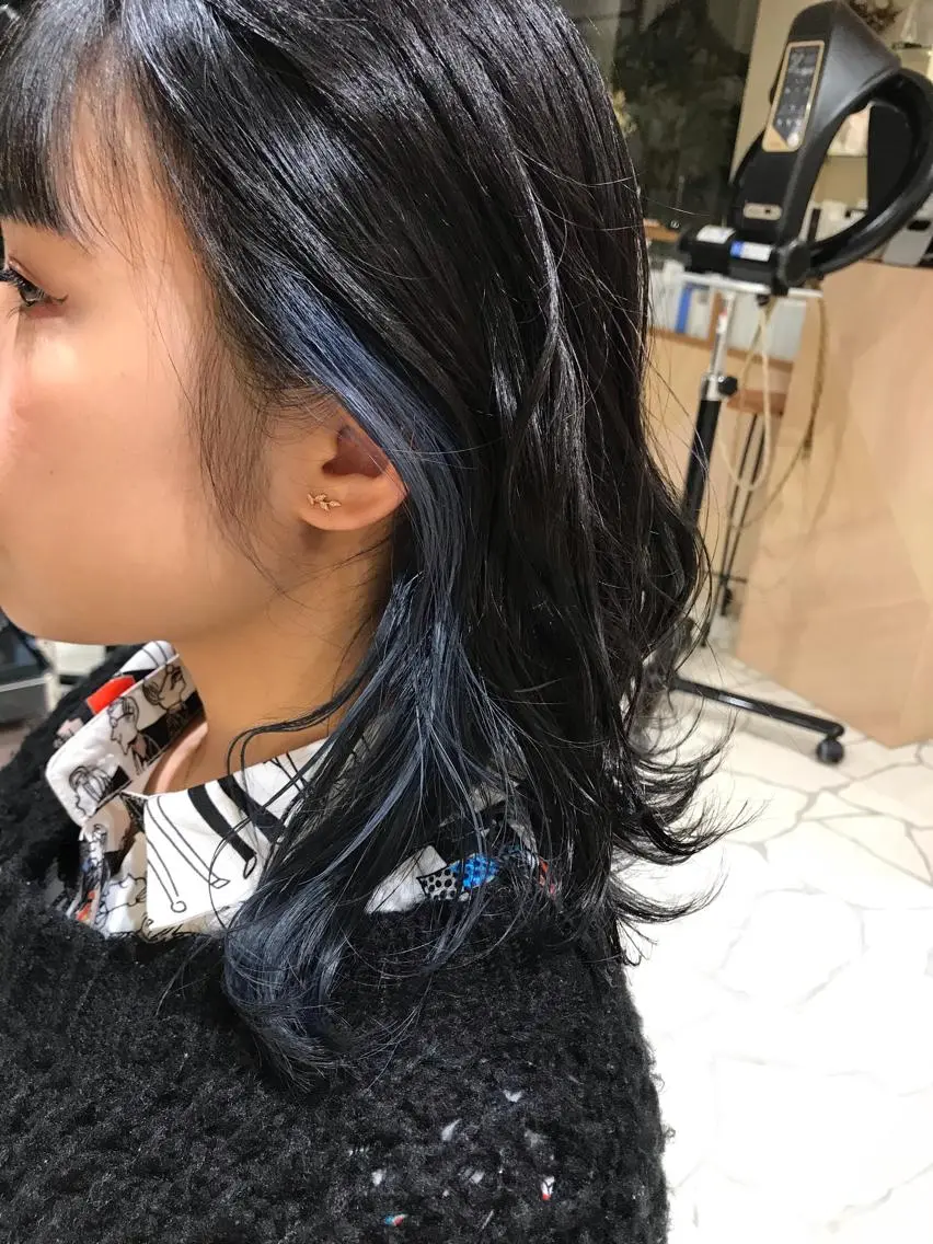ミディアム カラー 三代 ゆりあのヘアスタイル