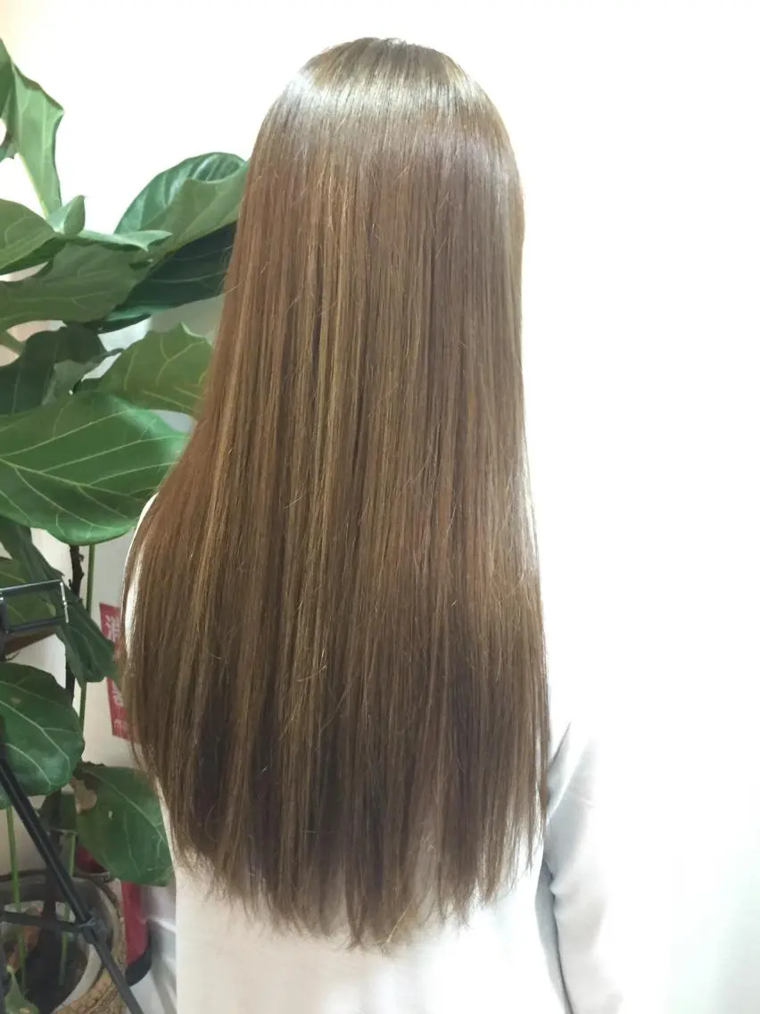 カラー イルミナカラー カット ヘアカラー トリートメント 💜ツヤヘアケア🩷 サトウシュンスケのヘアスタイル