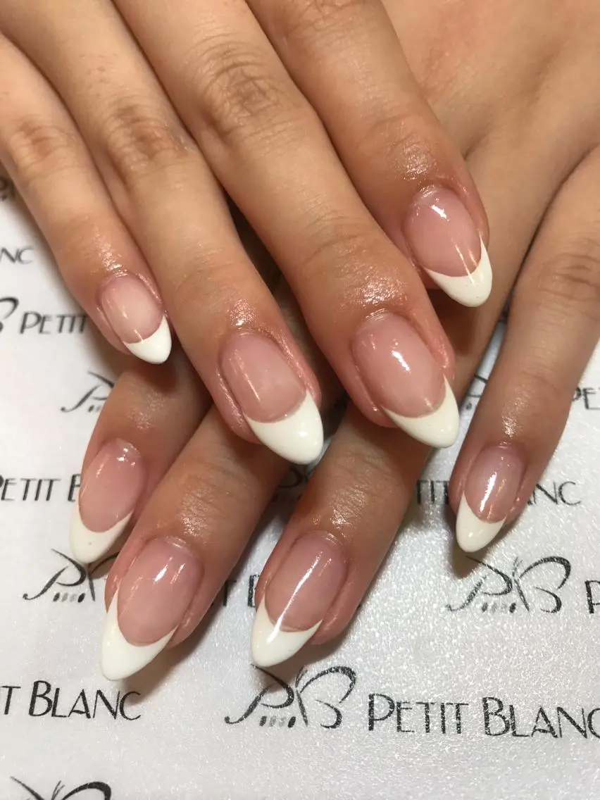 ネイル フレンチネイル PetitBlanc KAZUKIのネイルデザイン