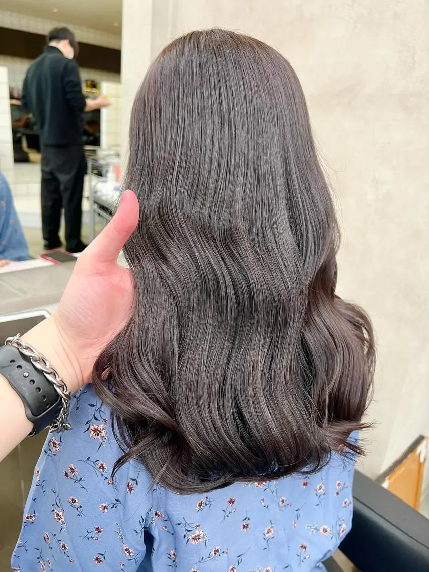 ロング カラー パーマ ヘアアレンジ メンズ キッズ ネイル マツエク・マツパ アイブロウ 上品＆韓国風 🥀海心🥀のヘアスタイル