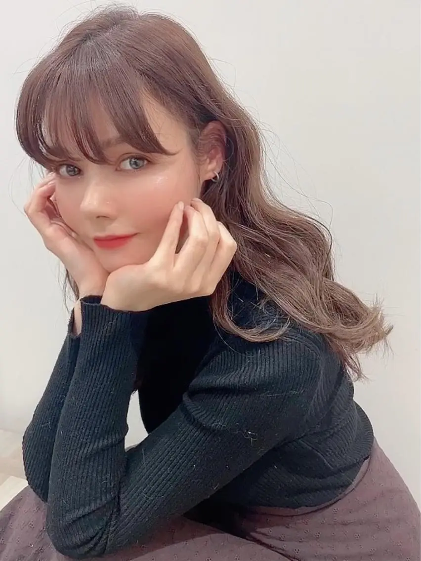ロング カラー パーマ ヘアアレンジ メンズ トレンド眉🫧🪄 kumiの眉毛・アイブロウイメージ