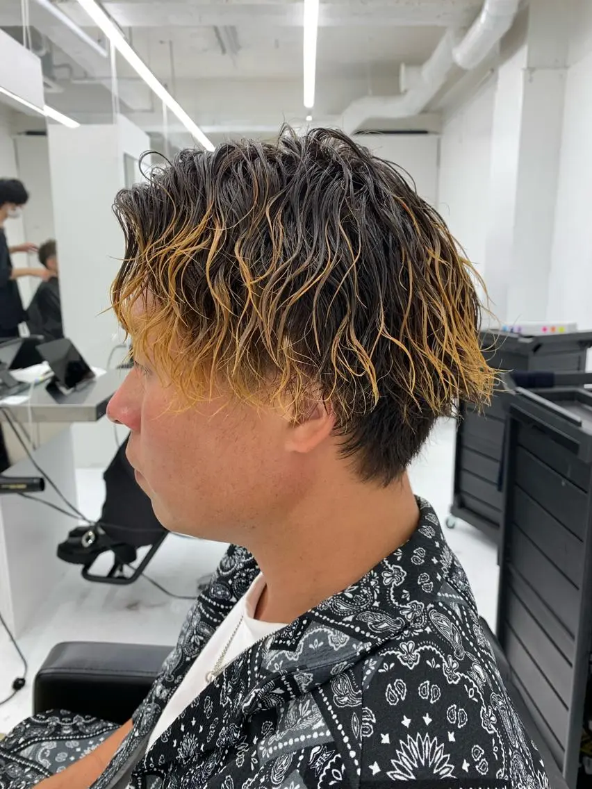 パーマ メンズ メンズブリーチ スパイキーパーマ 柏NO1 藤本葉のヘアスタイル