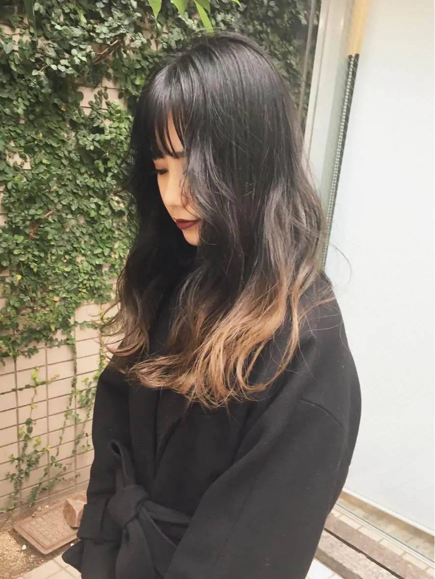 ロング カラー ベージュカラー グラデーションカラー グレージュ ハイトーン/レイヤー /ウルフ⭐️永田⭐️のヘアスタイル