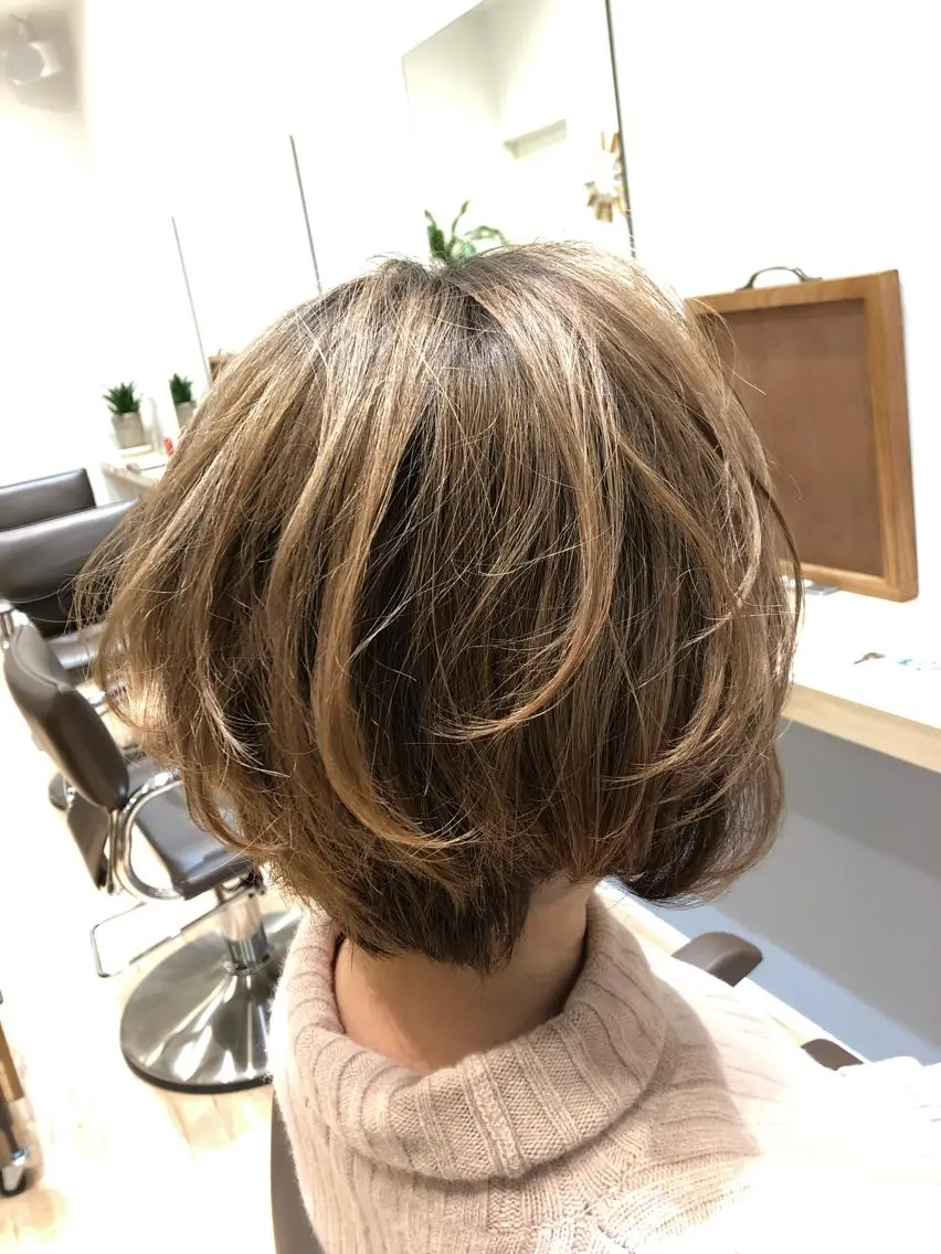 ショート カラー ブリーチ ケアブリーチ 【店長】大根 亮太のヘアスタイル