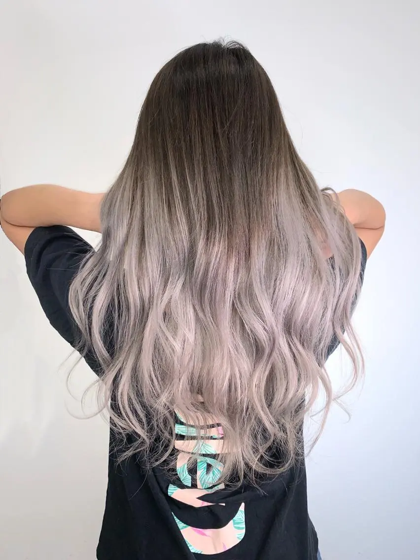 ロング カット ヘアカラー トリートメント 山田 絵里菜のヘアスタイル
