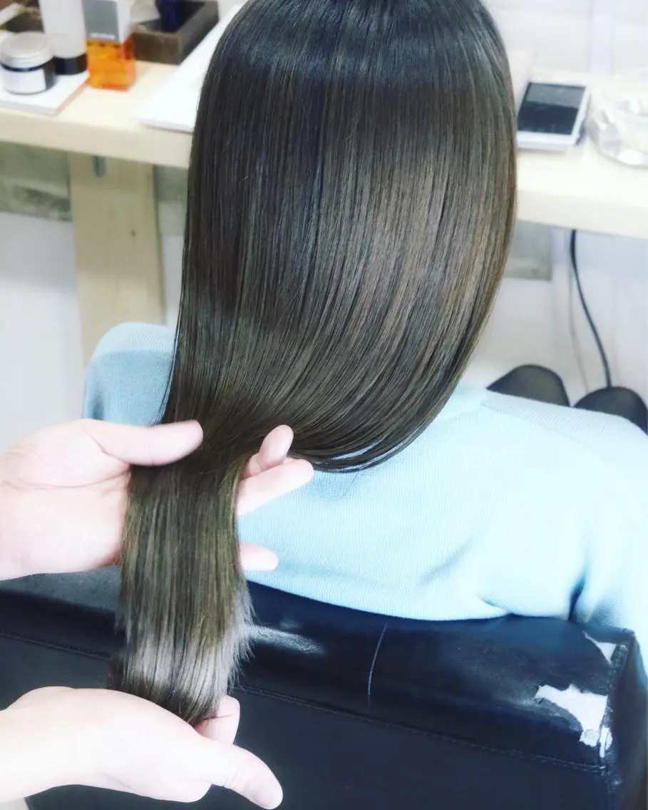 ロング カラー AnFye cinq milleのヘアスタイル