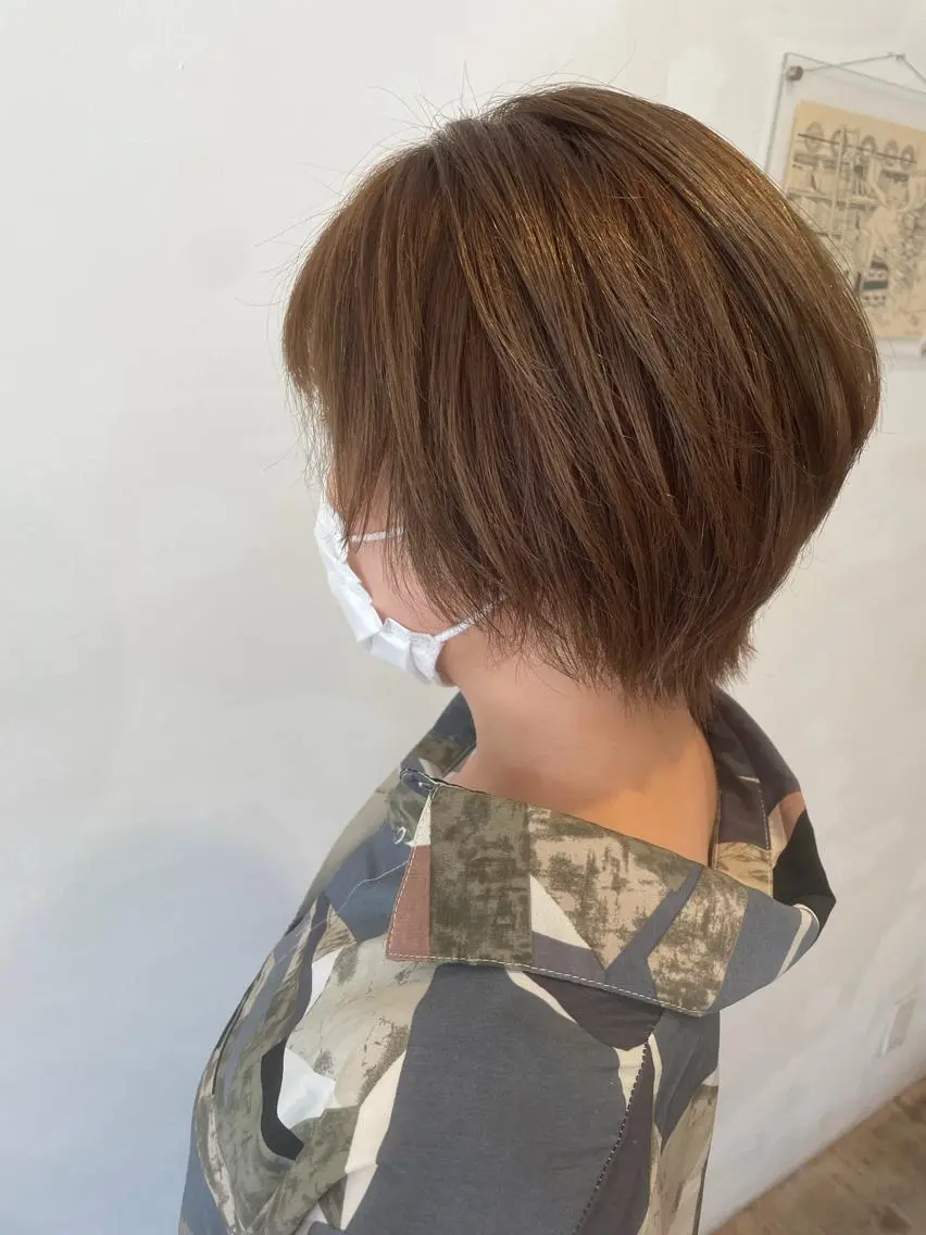 ショート カラー ヘアアレンジ ヘアカラー 鴫原 亜弥のヘアスタイル