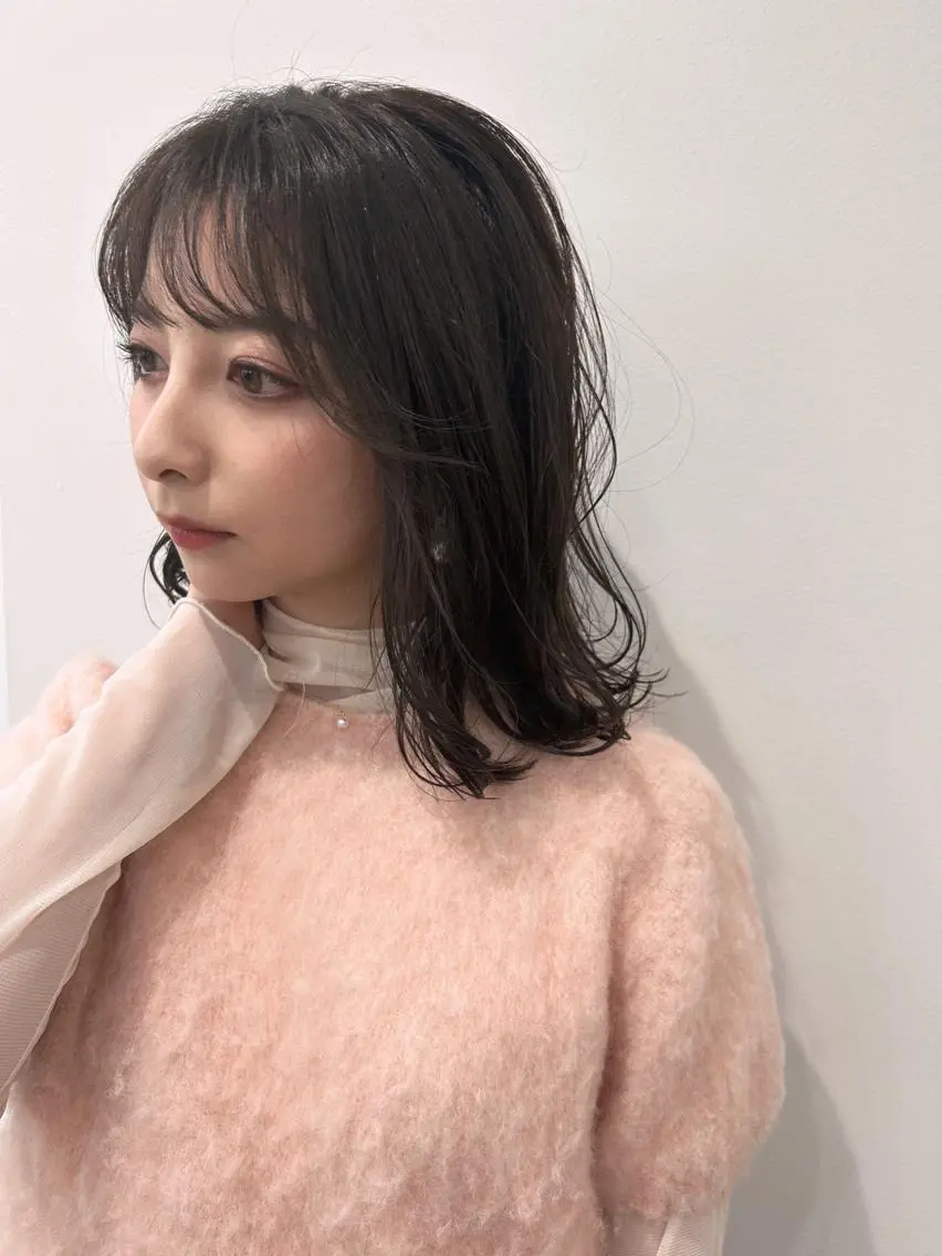 ミディアム レイヤーカット 💛🤍U too e’s /店長🧸のヘアスタイル