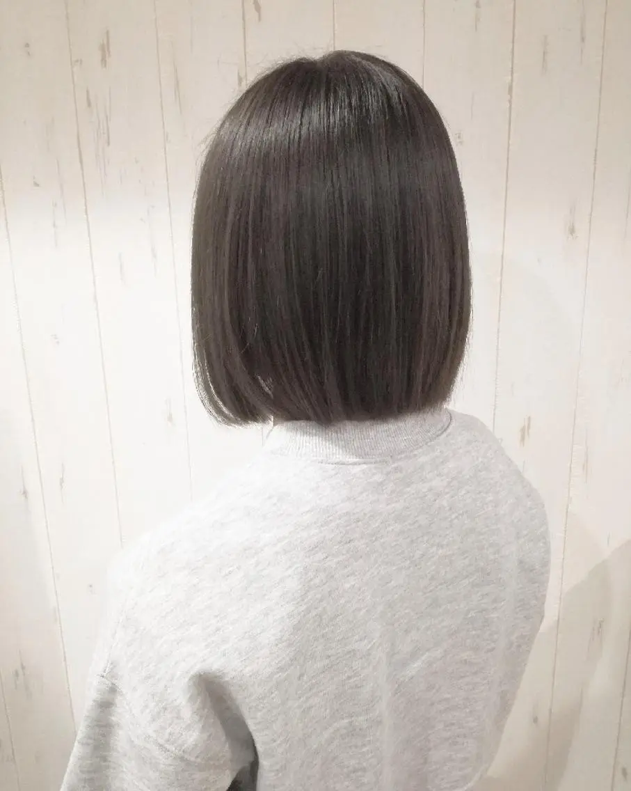 ミディアム カラー グレージュ 西川 敏夫のヘアスタイル