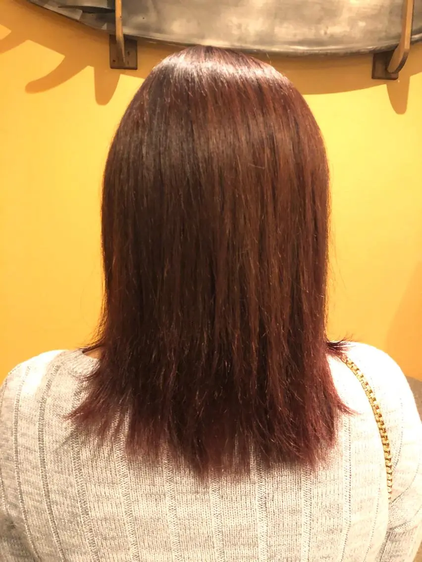 カラー 石井 実可子のヘアスタイル