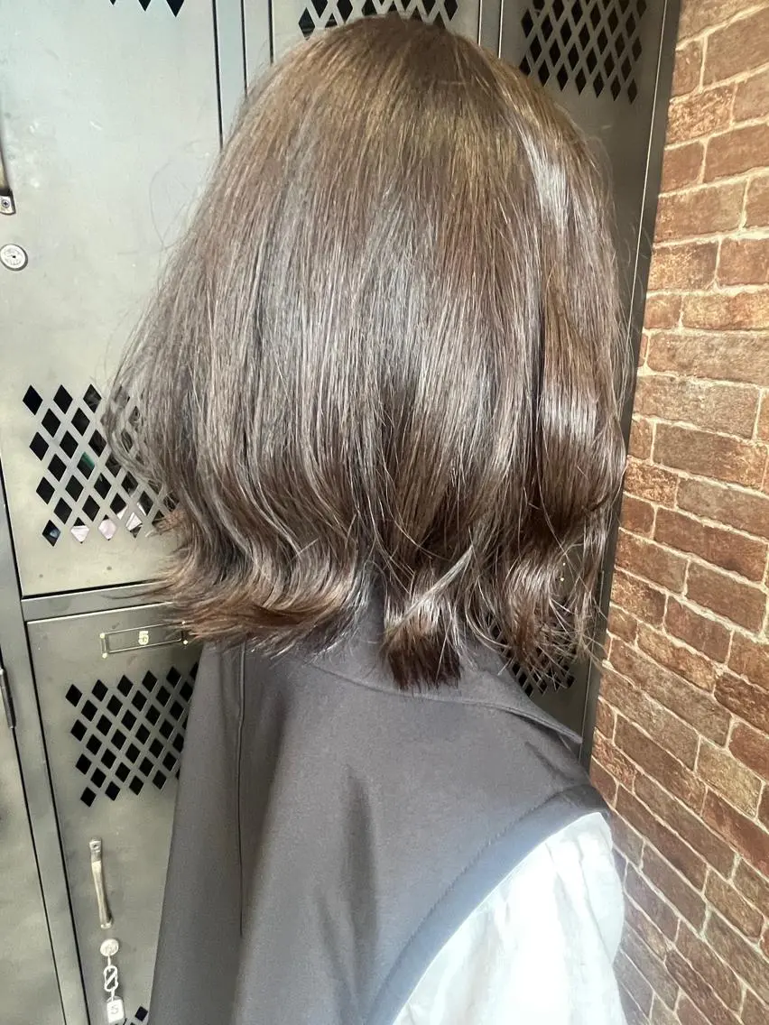 ミディアム カラー パーマ ヘアアレンジ メンズ キッズ ネイル マツエク・マツパ メンズブリーチ メンズハイライト メンズインナーカラー メンズ韓国風 ブリーチ 久木原 ゆりのヘアスタイル