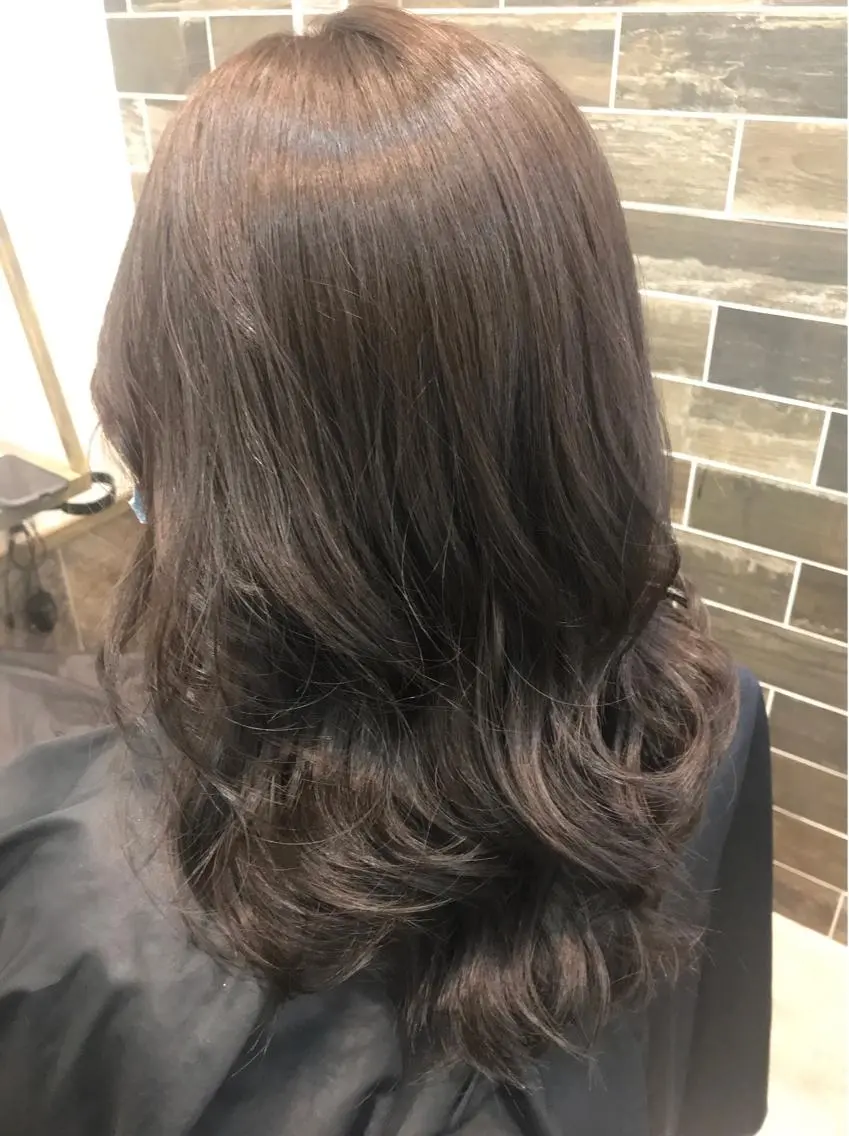 ロング カラー アッシュ アッシュブラウン ブラウンカラー ブリーチなし透明感 タケザワミキのヘアスタイル