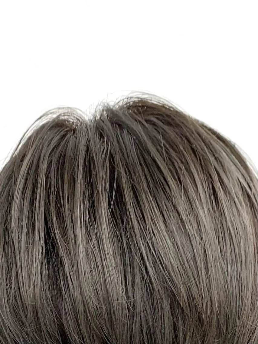 ショート カラー レイヤー ハイトーン 暖色⭐︎KANAKOのヘアスタイル