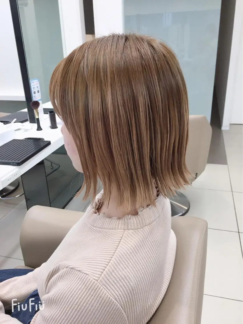 ショート カラー ヘアアレンジ ベージュカラー ミルクティーベージュ 大人可愛いをご提案✨ 宮崎 雅美のヘアスタイル