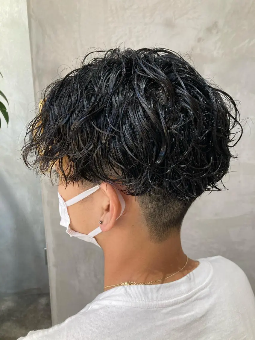 ショート カラー パーマ メンズ 波巻きスパイラルパー マ/シャドウパーマ駿のヘアスタイル