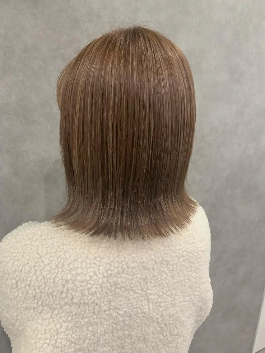 ミディアム ハイライト ゆきな 5月から復帰のヘアスタイル