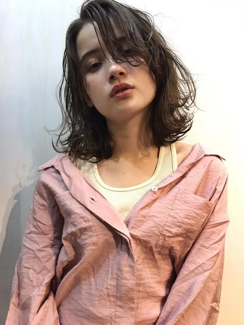 ミディアム カット ヘアカラー トリートメント 一ノ瀬 暁のヘアスタイル