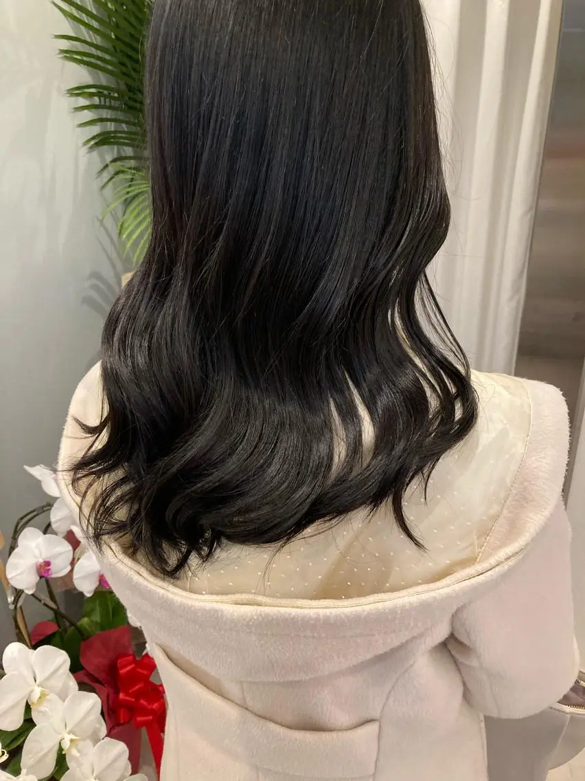 セミロング ヘアカラー トリートメント ✨色持ちの良い艶 カラー✨蟹江真世のヘアスタイル