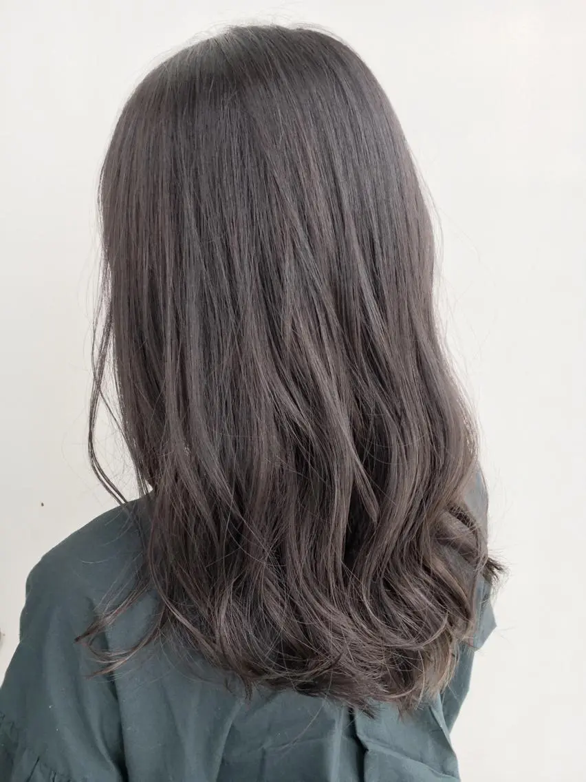 セミロング カラー パーマ ヘアアレンジ カット 縮毛矯正 トリートメント Zina福岡天神🪞 髪質改善🪞レイヤーのヘアスタイル