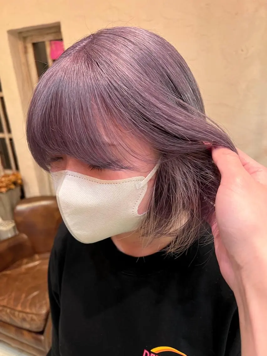 ミディアム カラー ブリーチ ケアブリーチ 透明感カラー ハイトーンカラー カット ヘアカラー トリートメント 抜きっぱなしブロンド /ハイトーン/カナタのヘアスタイル