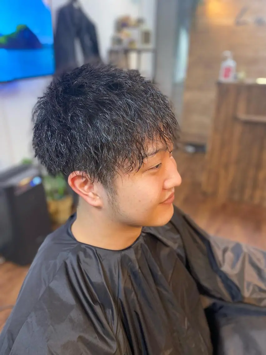 ショート パーマ メンズ マッシュ Luzir⭐︎ GEN⭐︎のヘアスタイル