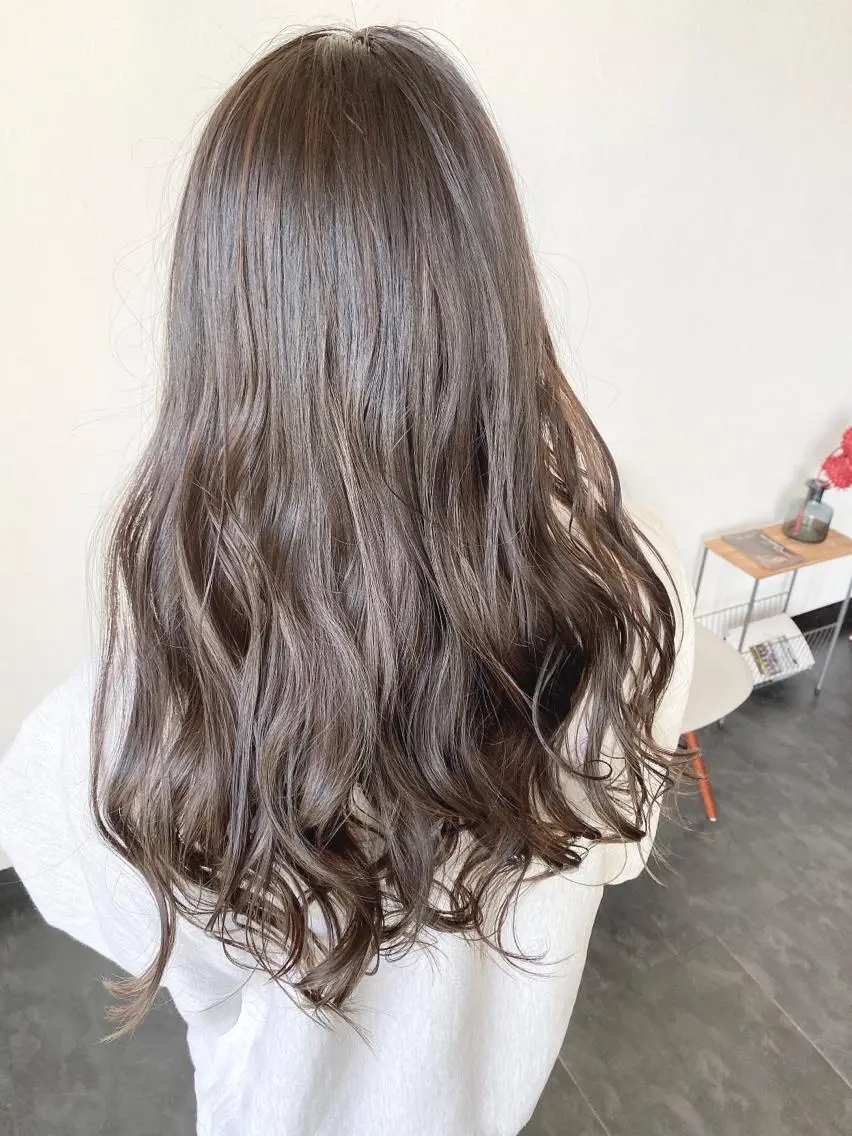 ロング ハイライト 川合 勇気のヘアスタイル