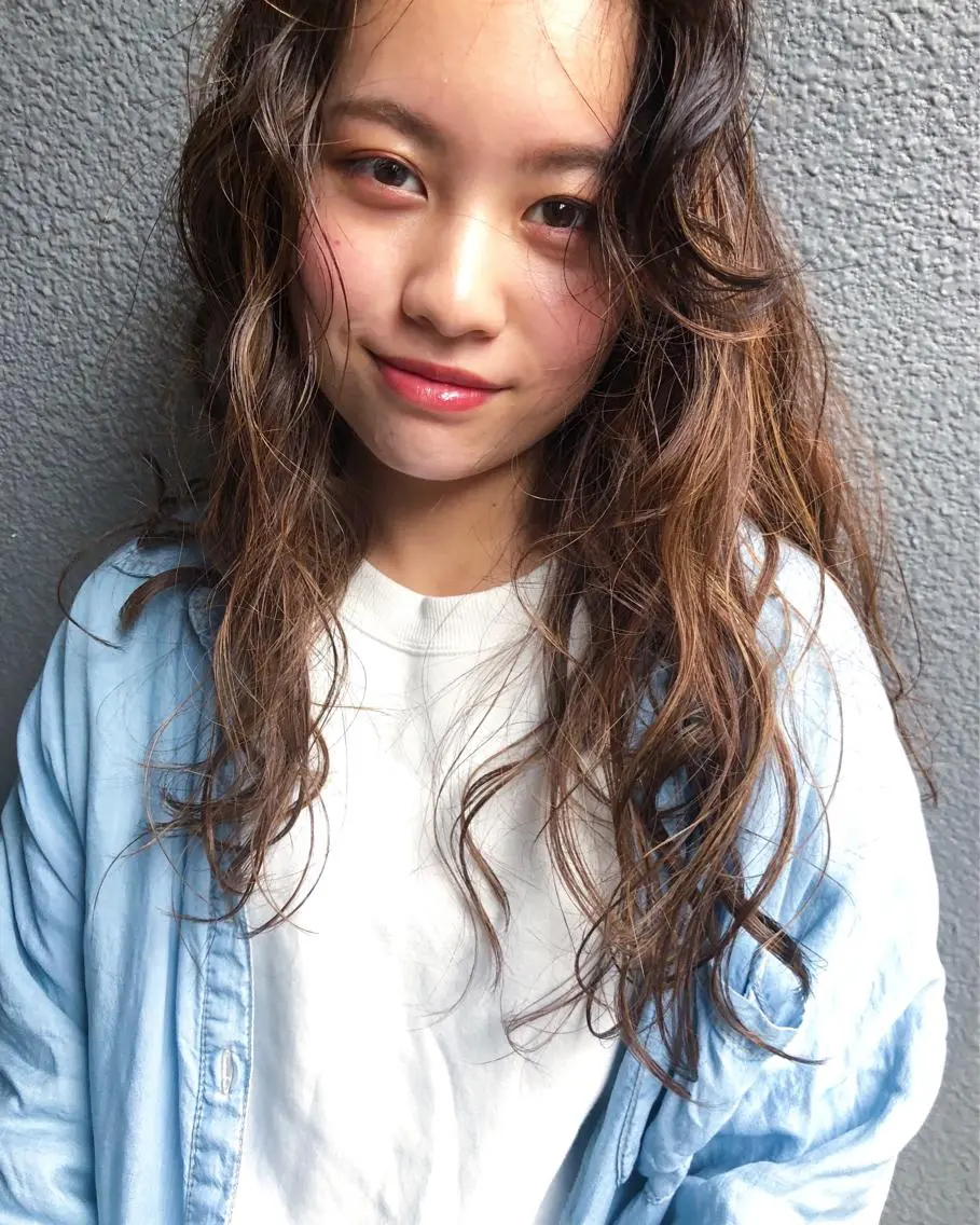 ロング カラー 東 みのりのヘアスタイル